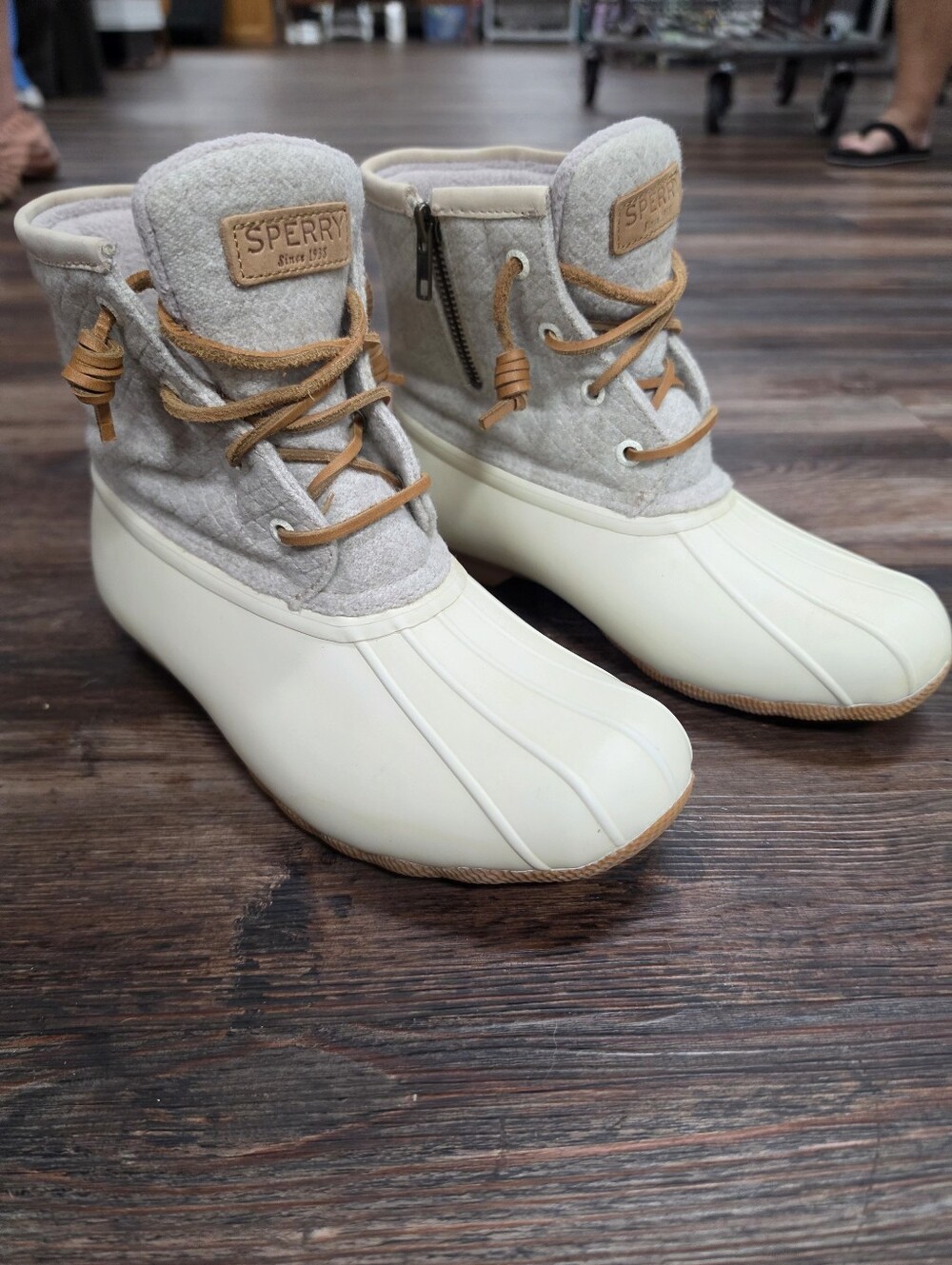 Sperry Women’s Saltwater Wool Duck Boots Ivory Gray Tan Size 7